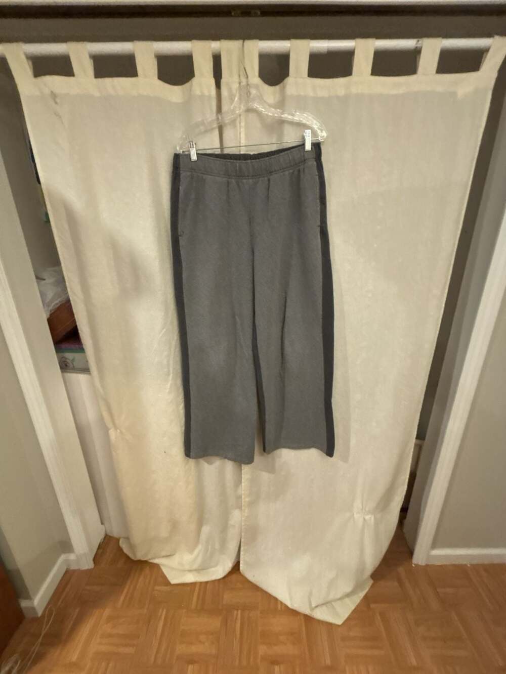 Athleta Women's Size Large Gray Fleece Sweatpants